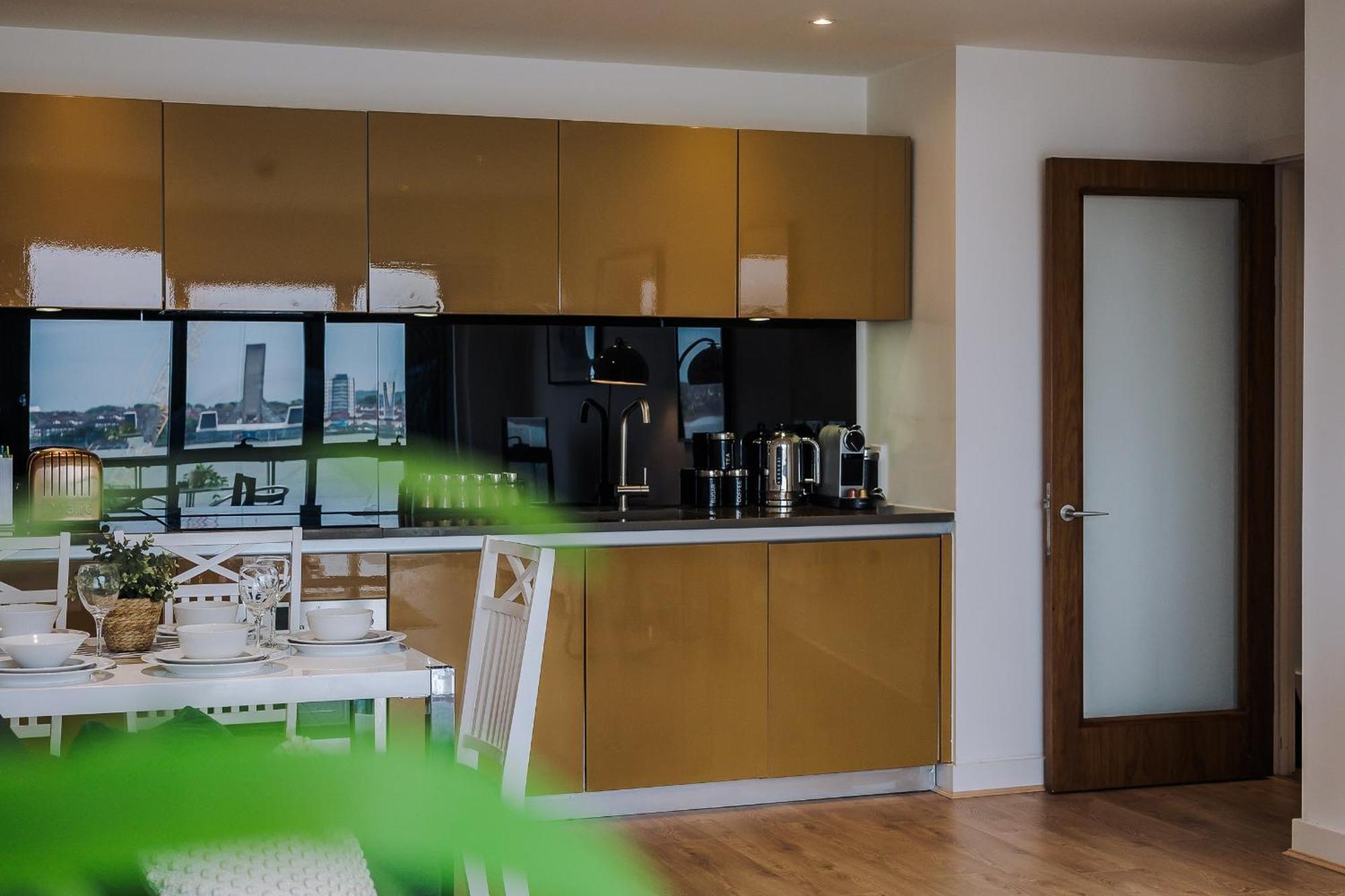 Host & Stay - The Waterfront Hideaway Liverpool Buitenkant foto