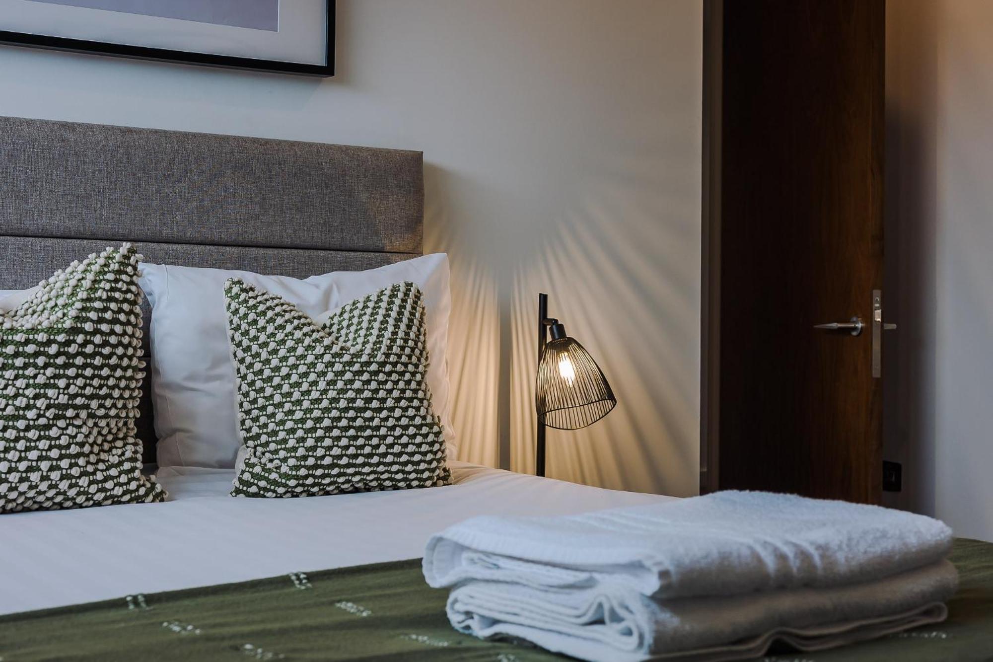Host & Stay - The Waterfront Hideaway Liverpool Buitenkant foto